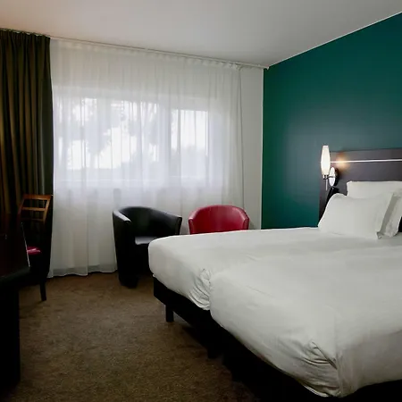 Golden Tulip Roissy Witz Hotel 4*