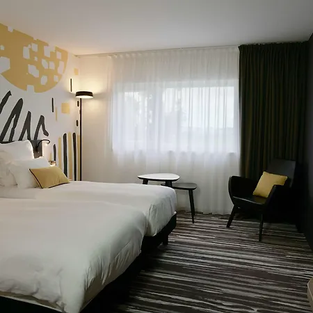Golden Tulip Roissy Witz 4*