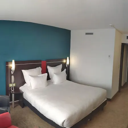 Golden Tulip Roissy Witz 4*