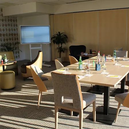 Golden Tulip Roissy Witz Saint-Witz