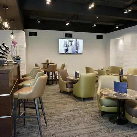 Golden Tulip Roissy Witz Saint-Witz