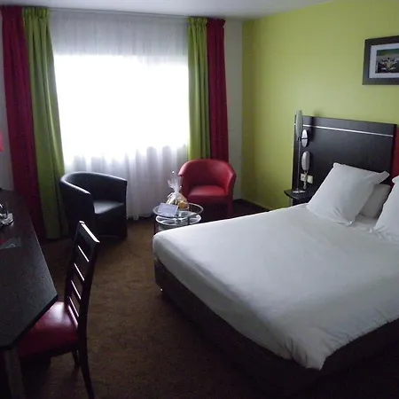 Golden Tulip Roissy Witz
