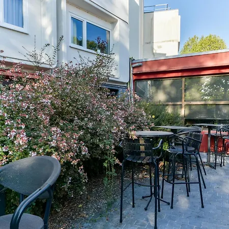 Golden Tulip Roissy Witz